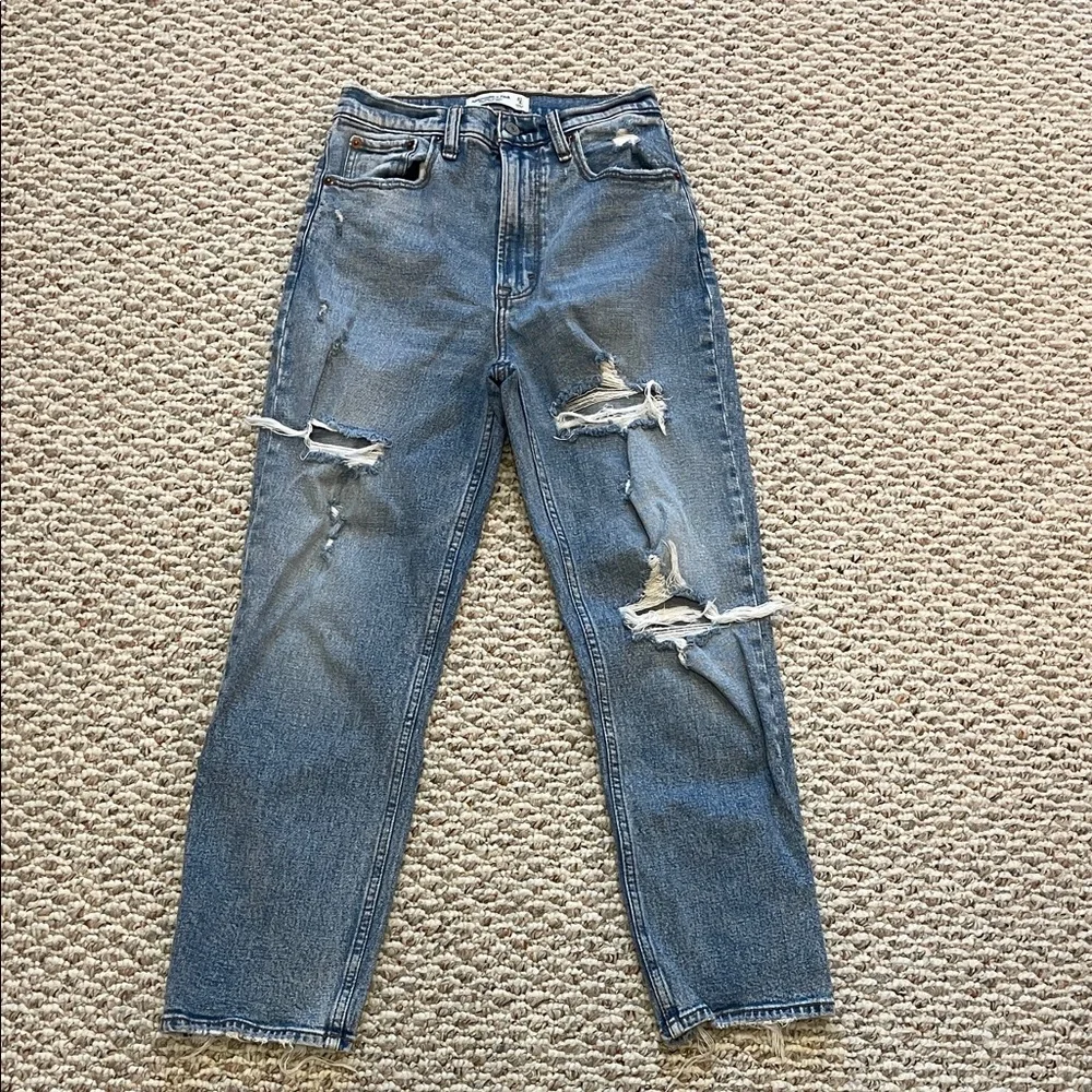 Abercrombie and Fitch The Ankle Straight Ultra High Rise Curve Love Size 27 / 4R - Picture 1 of 6